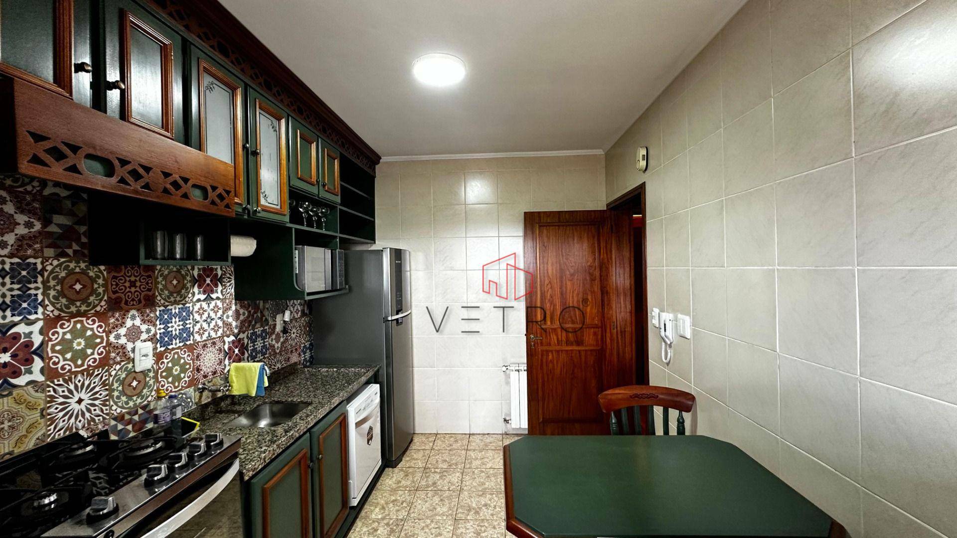 Apartamento à venda com 3 quartos, 201m² - Foto 5