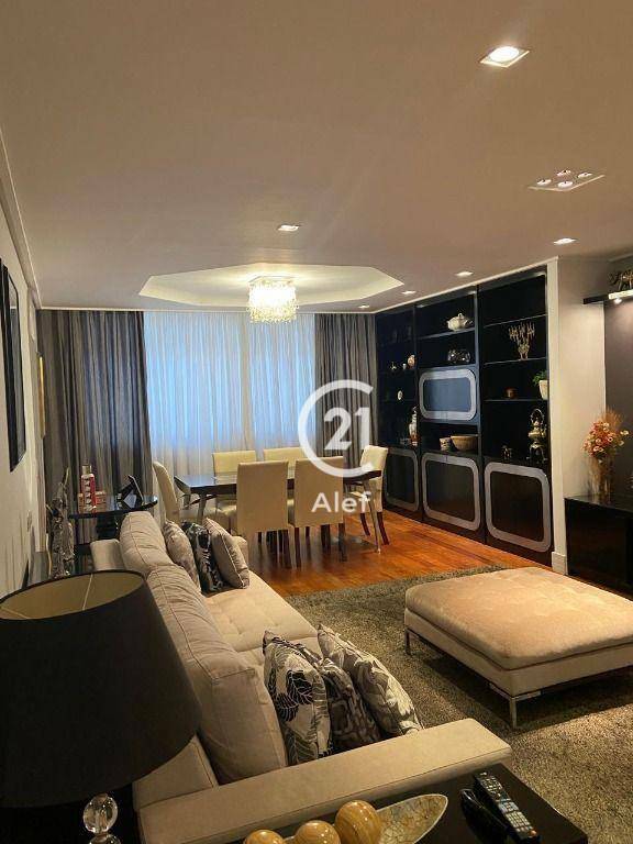 Apartamento à venda com 3 quartos, 220m² - Foto 11