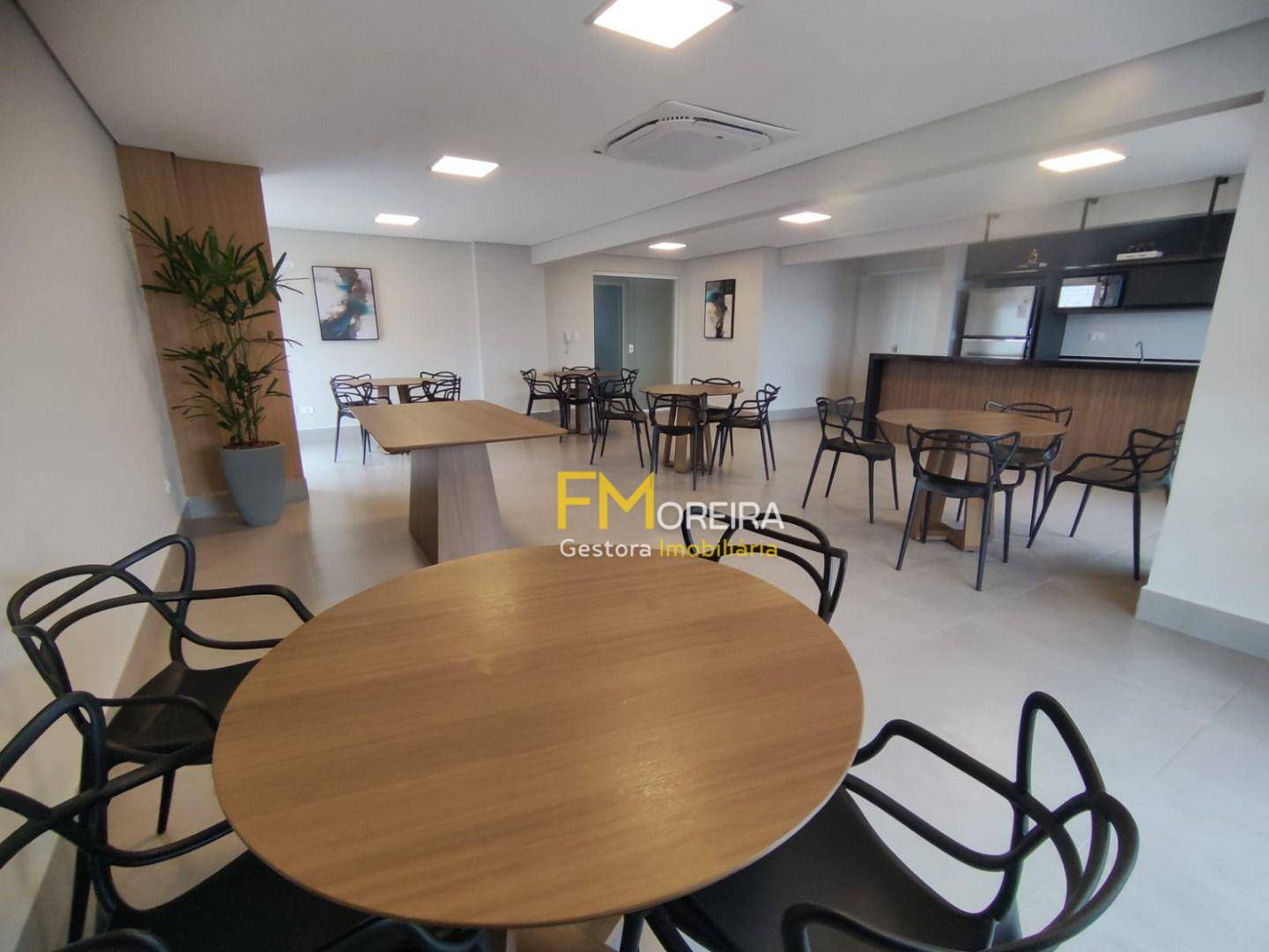 Apartamento à venda com 2 quartos, 76m² - Foto 58