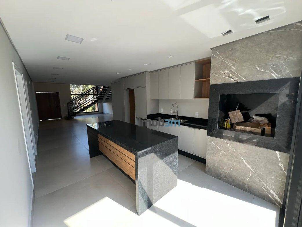 Sobrado, 4 quartos, 208 m² - Foto 5