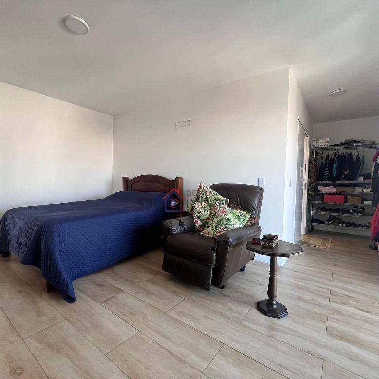 Apartamento à venda com 3 quartos, 180m² - Foto 21