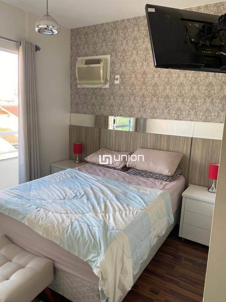 Apartamento à venda com 2 quartos, 65m² - Foto 17