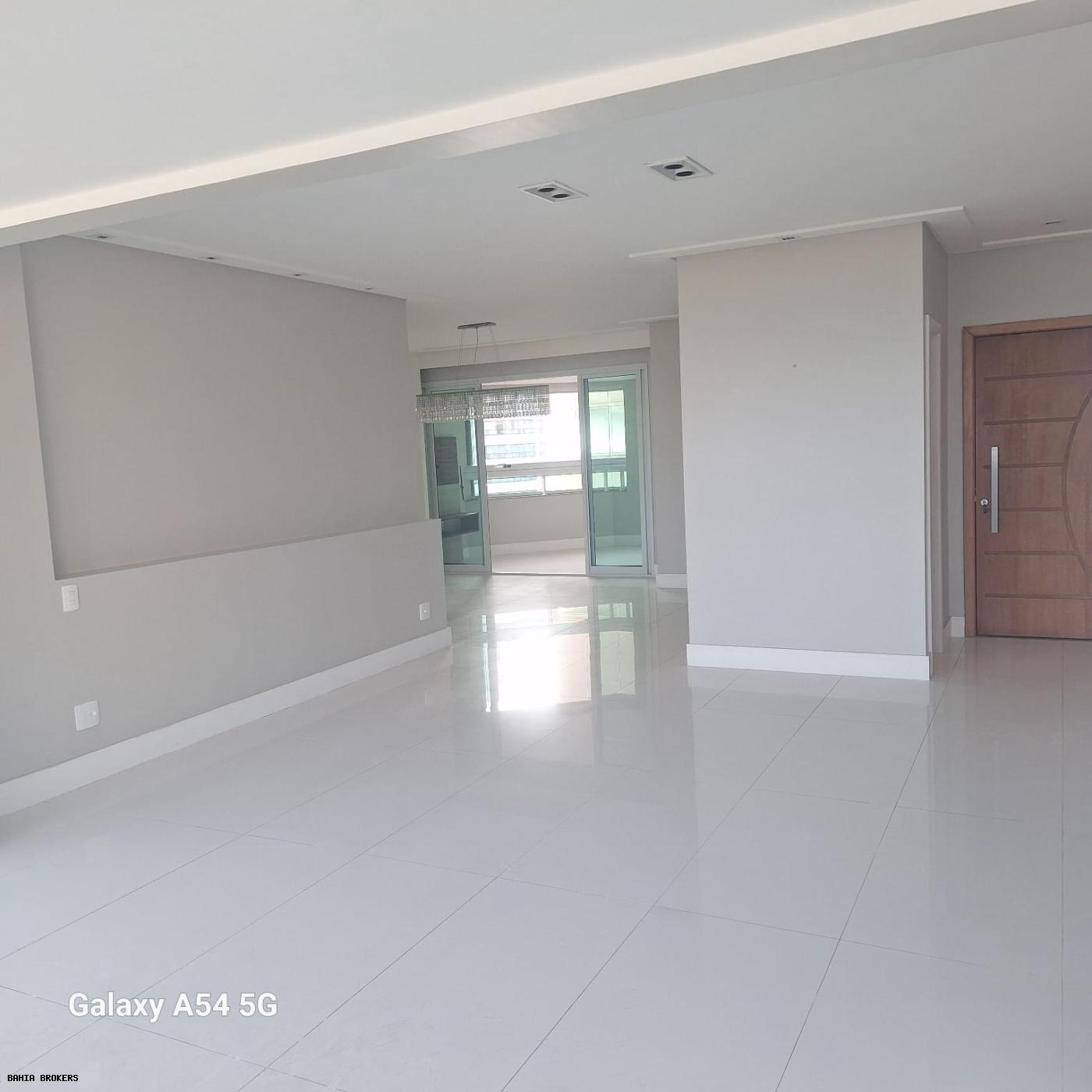 Apartamento para alugar com 4 quartos, 180m² - Foto 5