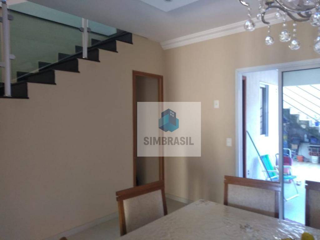 Casa à venda com 3 quartos, 150m² - Foto 8