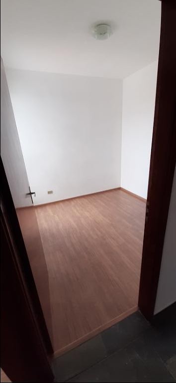 Apartamento à venda com 3 quartos, 90m² - Foto 11