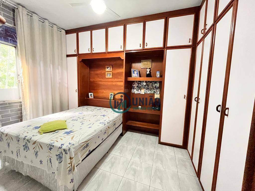 Apartamento à venda com 3 quartos, 100m² - Foto 4