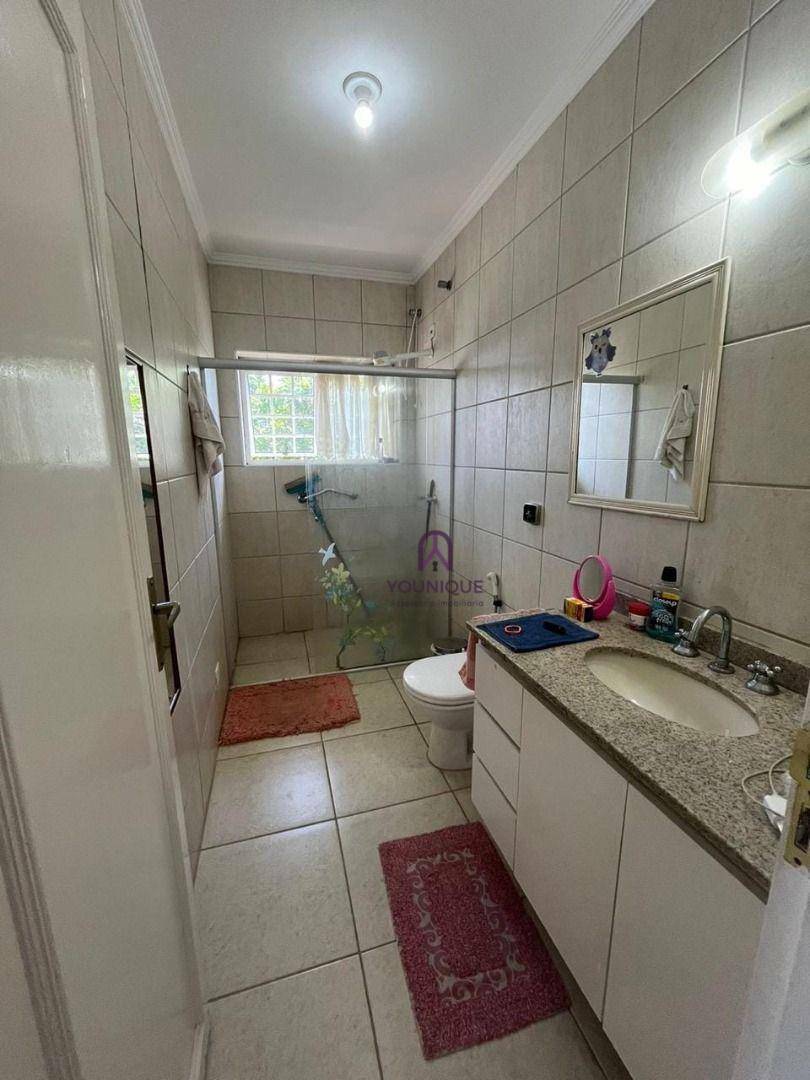 Casa à venda com 3 quartos, 236m² - Foto 37
