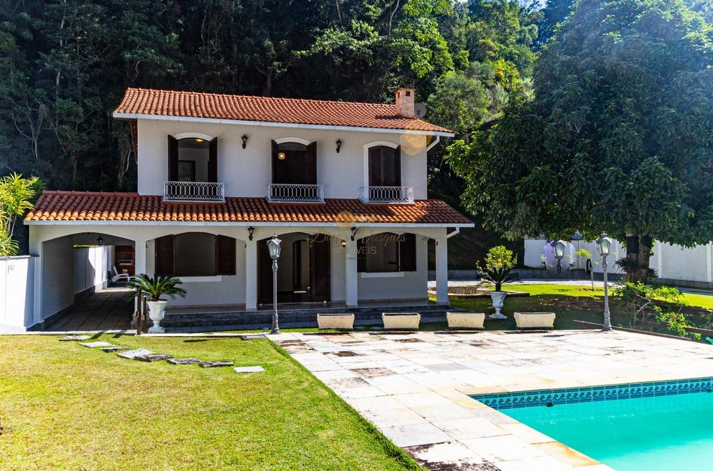 Casa de Condomínio à venda com 5 quartos, 300m² - Foto 4