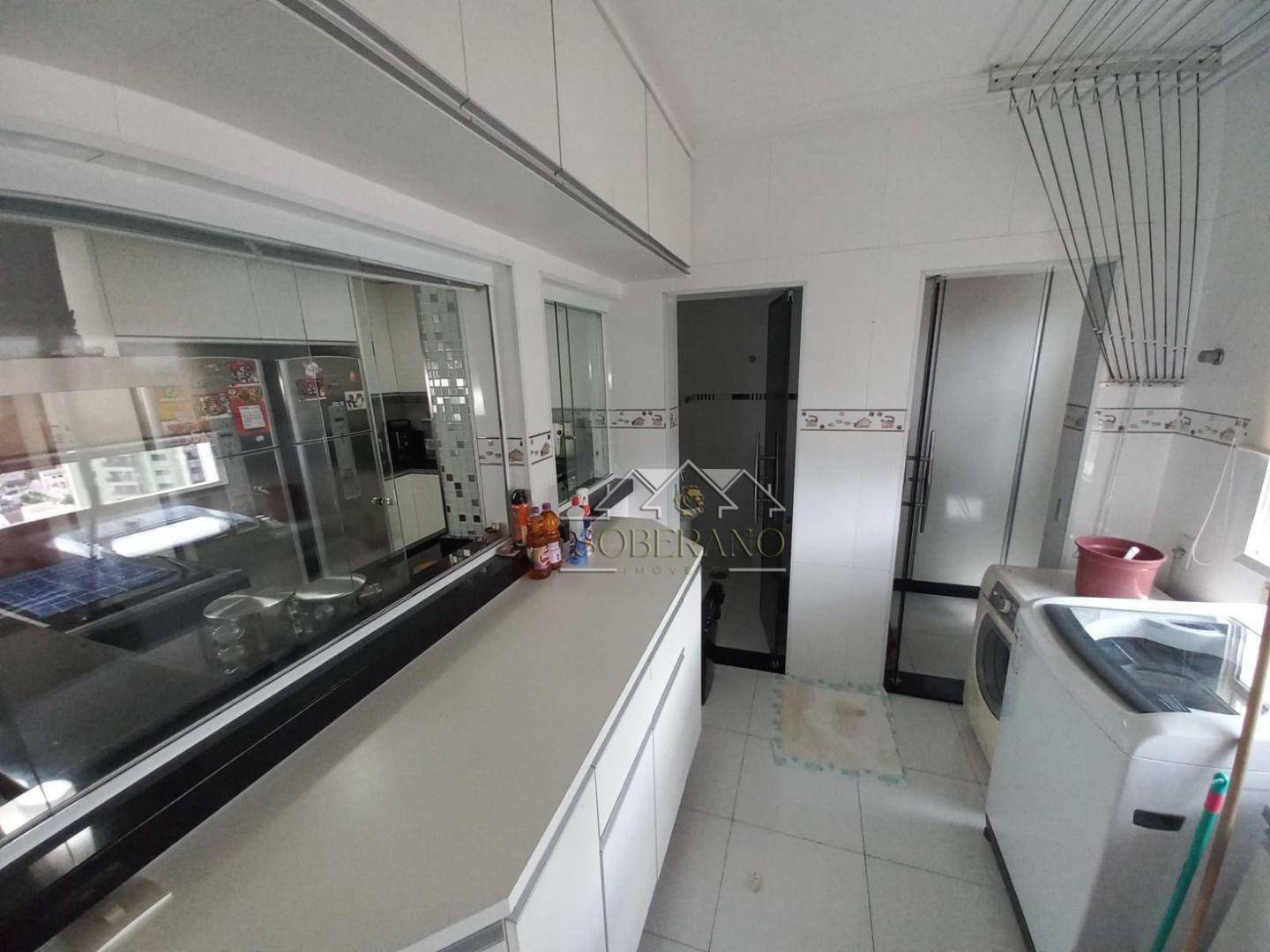 Apartamento à venda com 3 quartos, 198m² - Foto 27