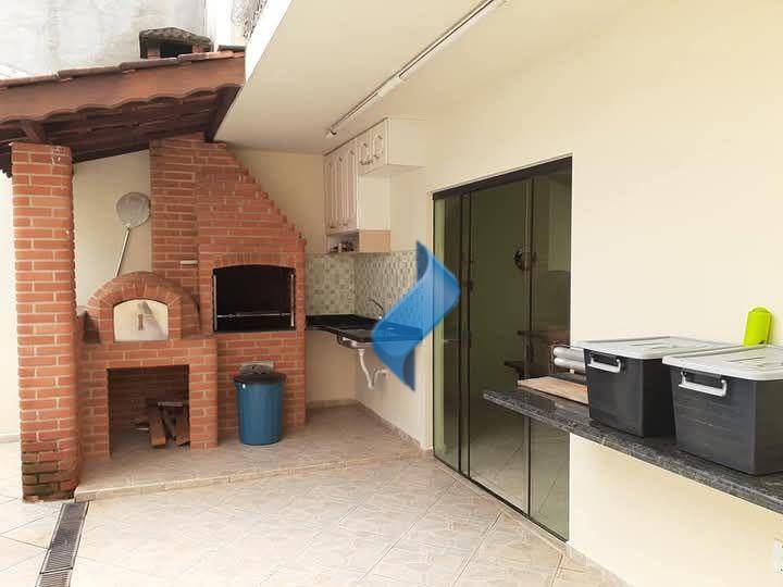 Casa à venda com 3 quartos, 171m² - Foto 18