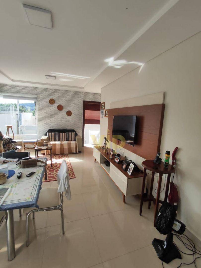 Casa à venda com 3 quartos, 150m² - Foto 9