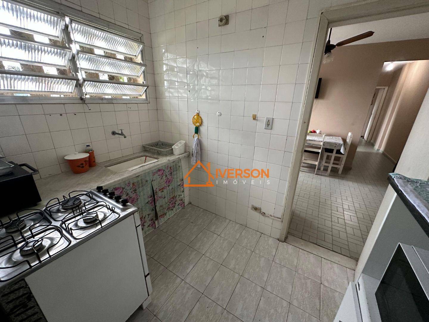 Apartamento à venda com 2 quartos, 62m² - Foto 3