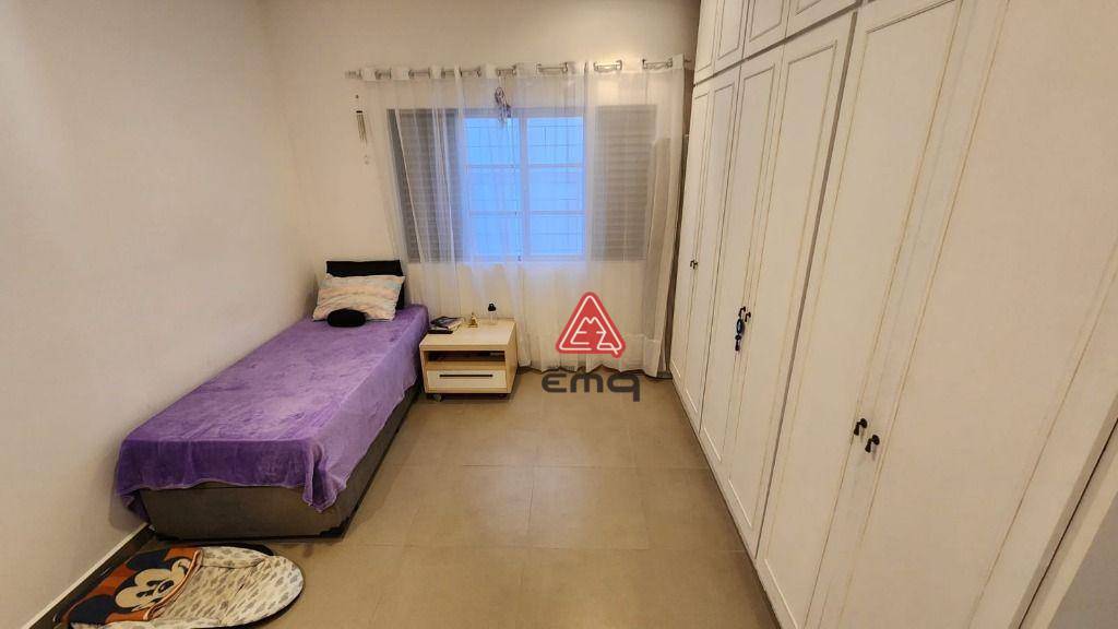 Casa à venda com 3 quartos, 160m² - Foto 14