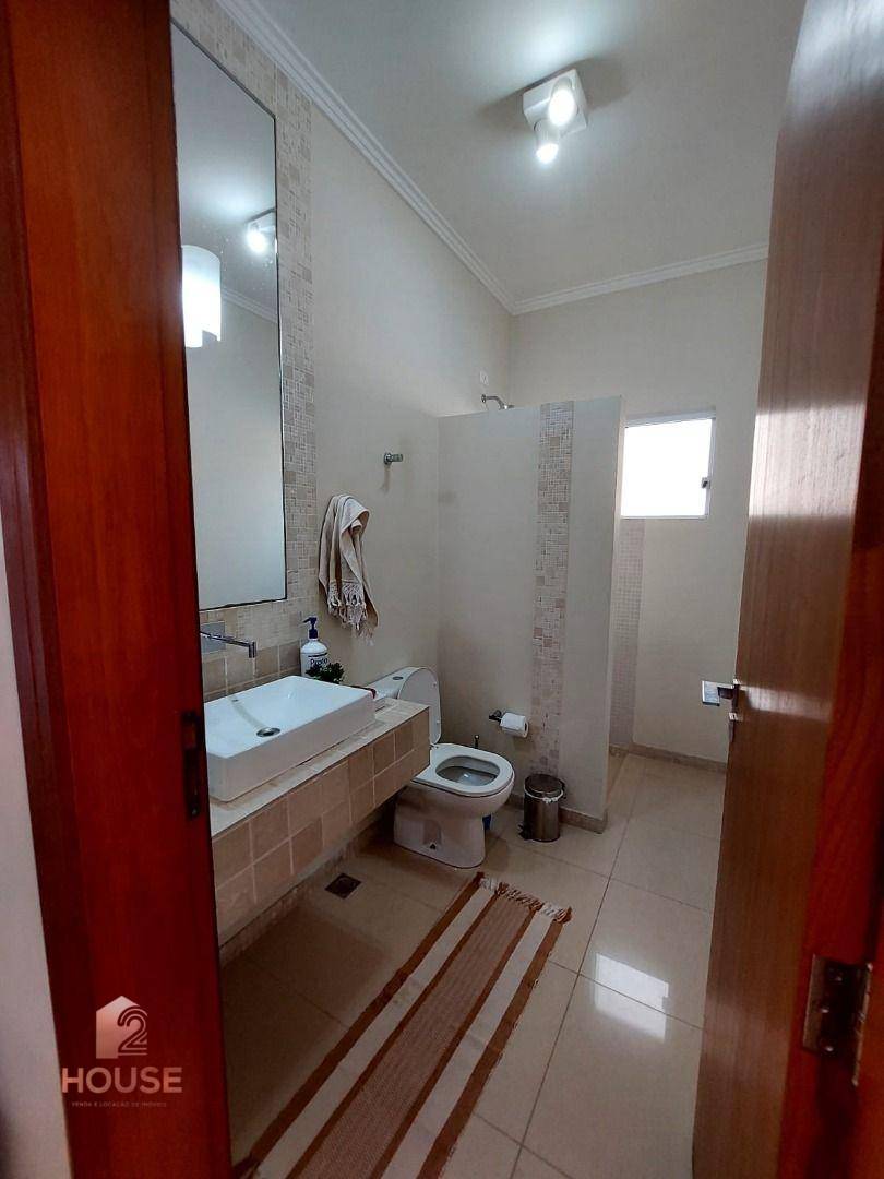 Casa de Condomínio à venda com 3 quartos, 300m² - Foto 4