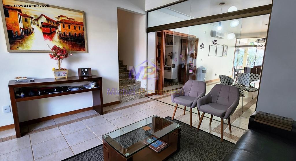 Casa de Condomínio à venda com 3 quartos, 360m² - Foto 4