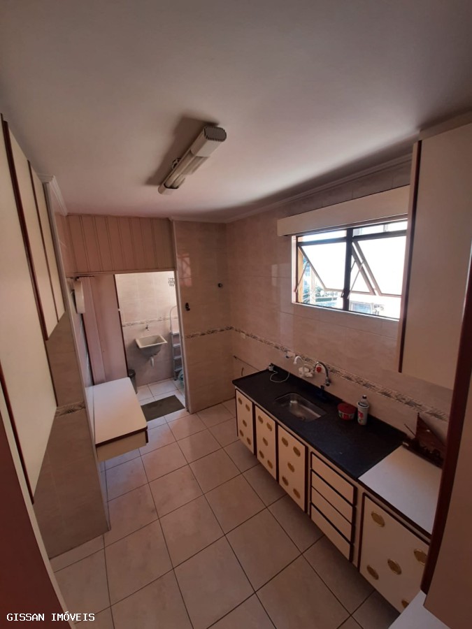 Apartamento à venda com 3 quartos, 60m² - Foto 3