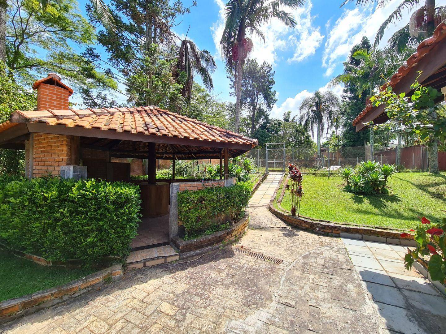 Casa de Condomínio à venda com 4 quartos, 460m² - Foto 2