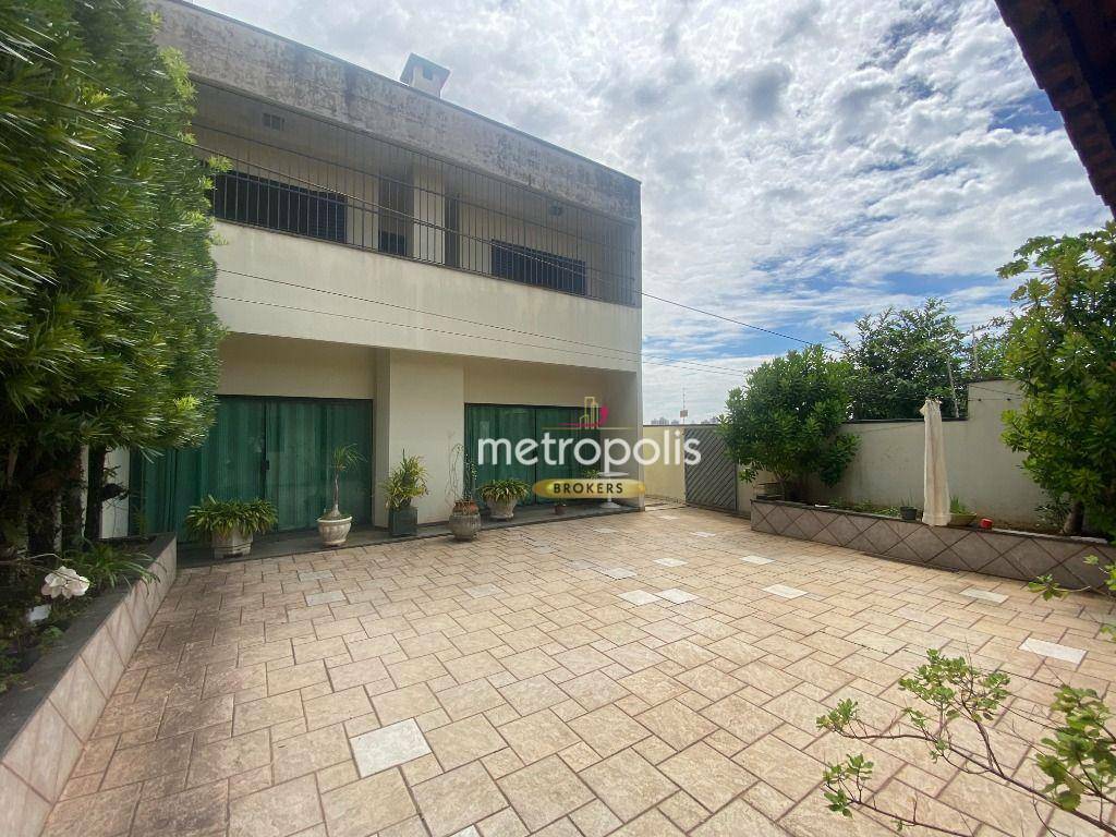 Sobrado à venda com 4 quartos, 250m² - Foto 12