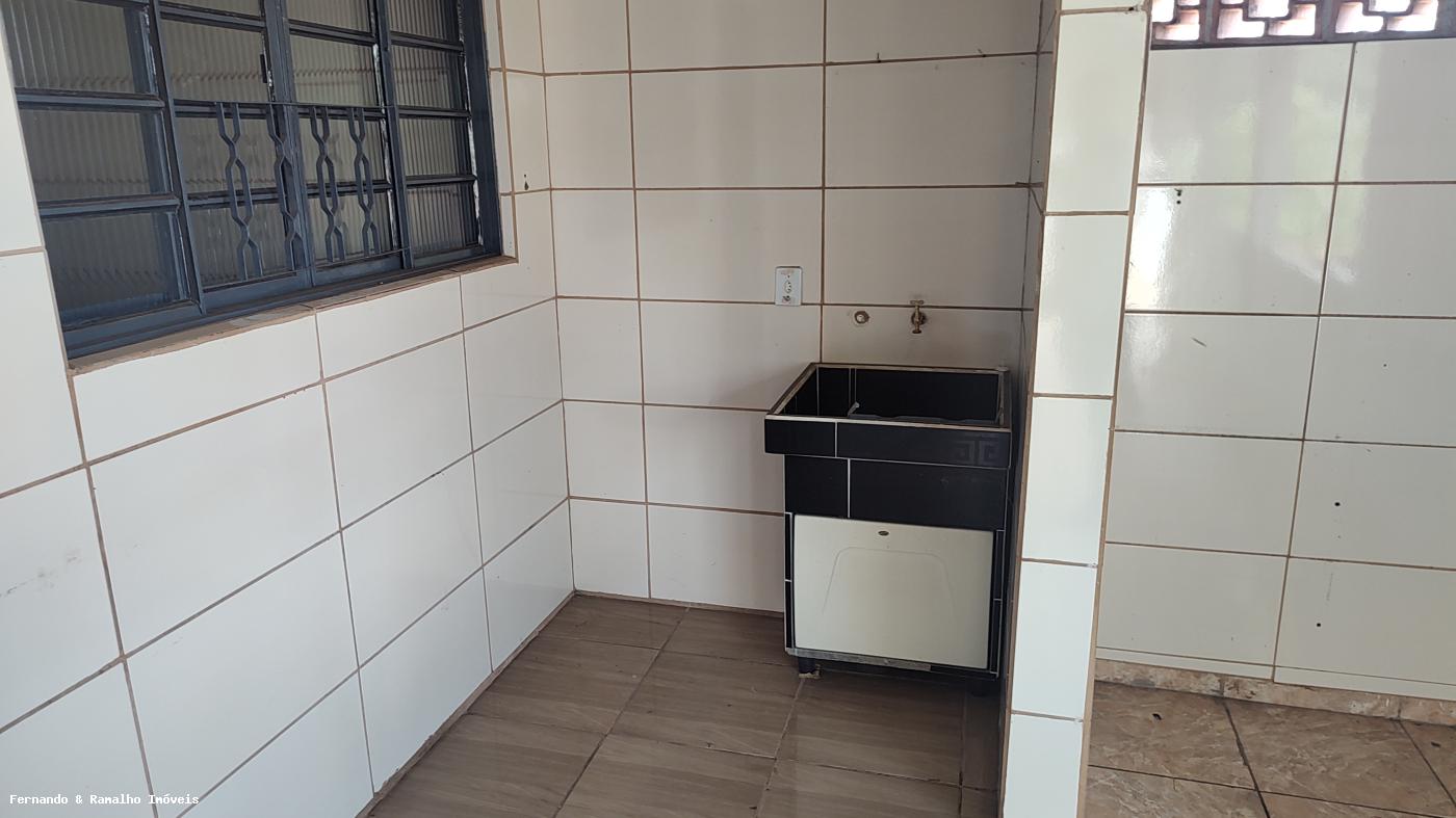 Casa à venda com 2 quartos, 380m² - Foto 18