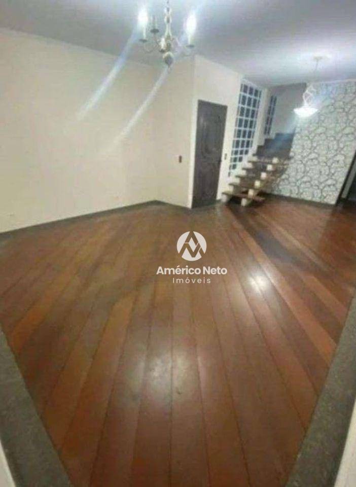 Sobrado para alugar com 2 quartos, 180m² - Foto 12