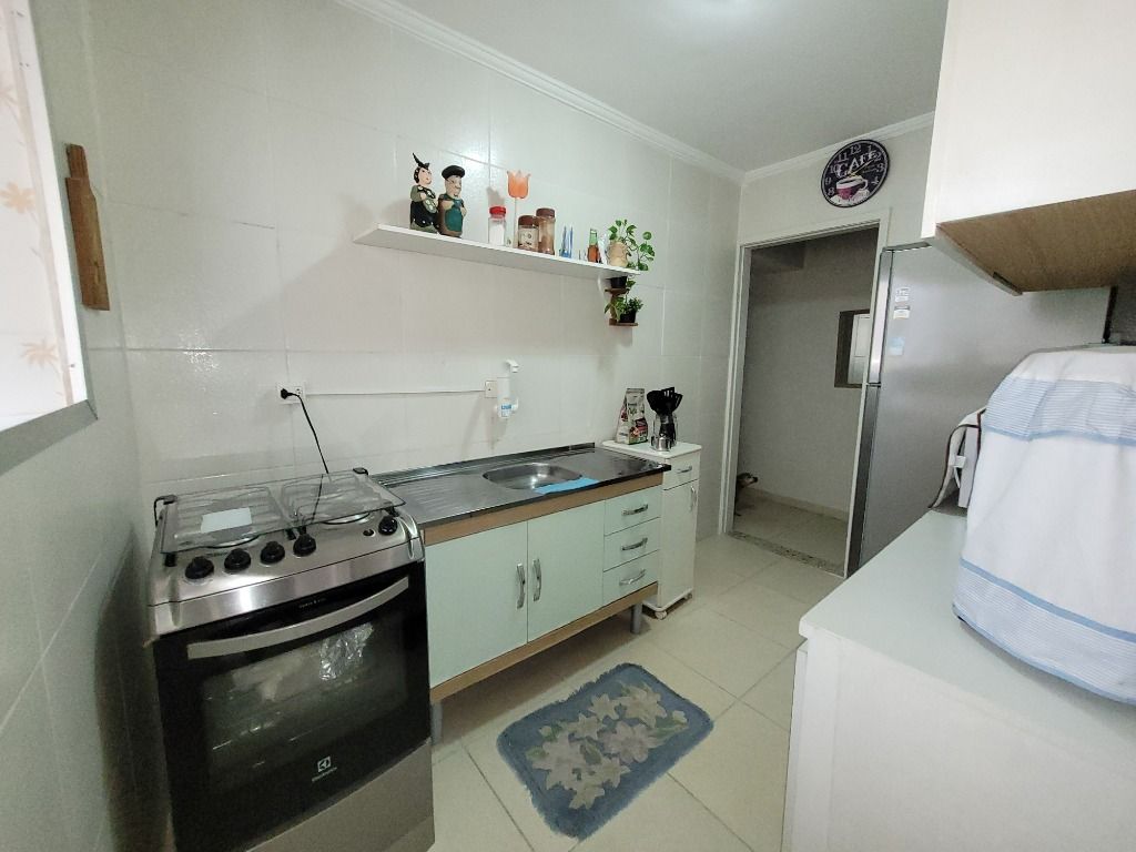 Apartamento à venda com 2 quartos, 80m² - Foto 11