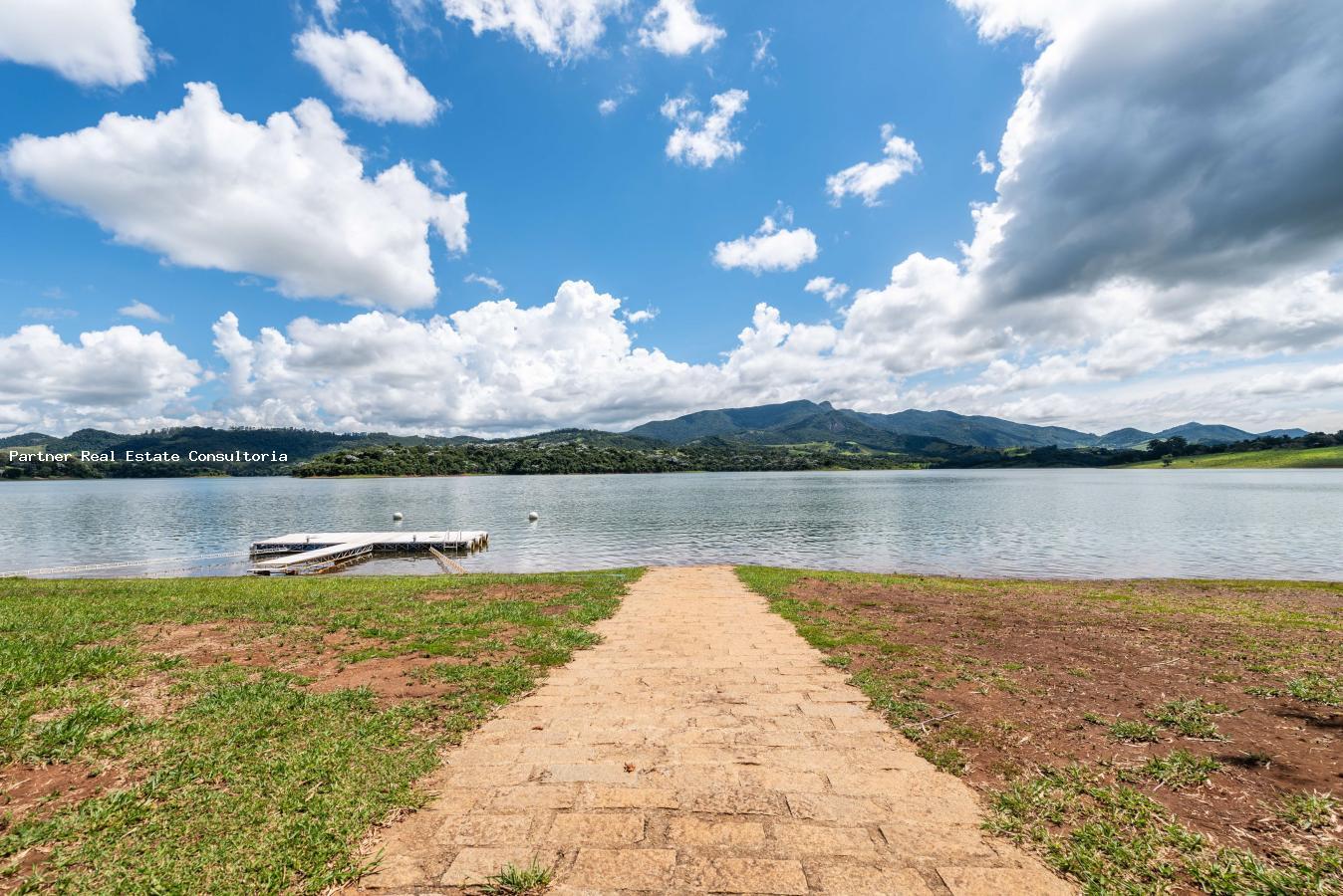 Sítio à venda com 9 quartos, 102794m² - Foto 44