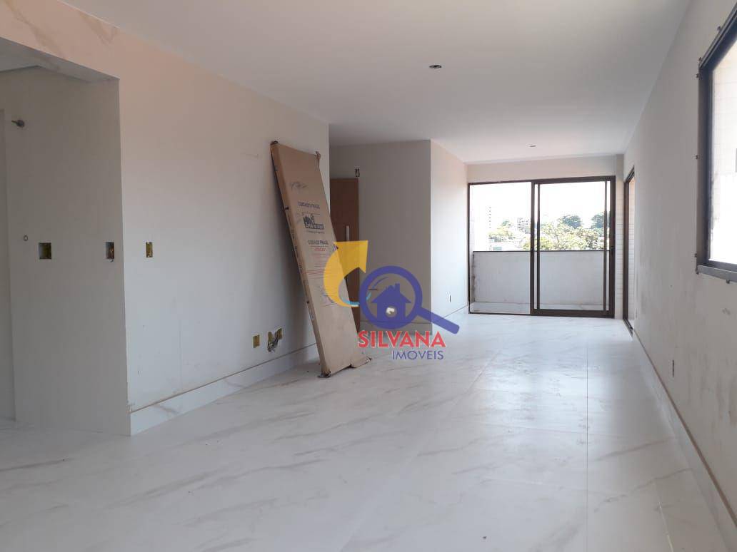 Apartamento à venda com 4 quartos, 130m² - Foto 3