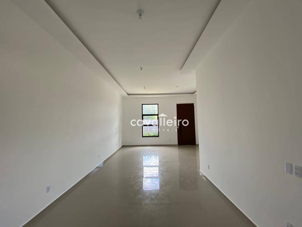 Casa à venda com 3 quartos, 136m² - Foto 14