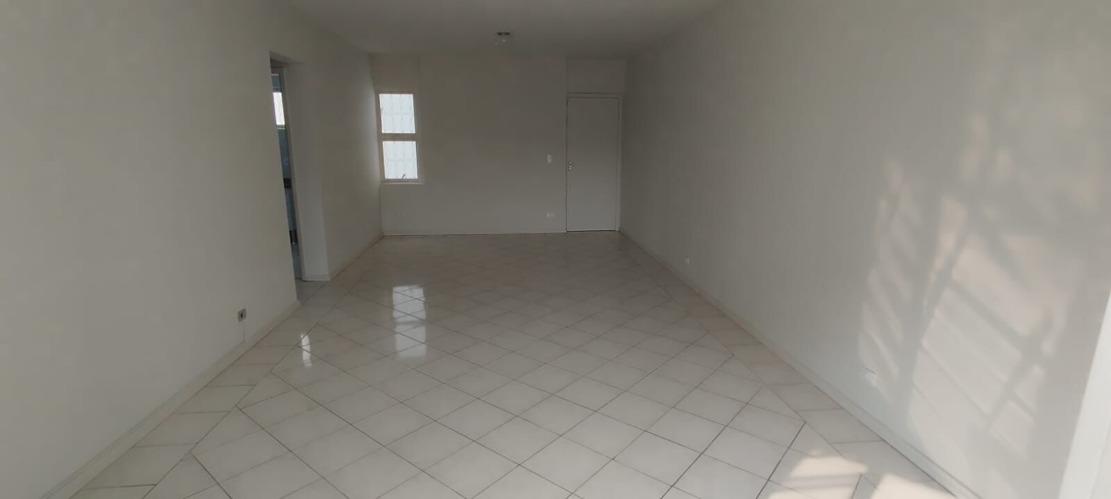 Apartamento para alugar com 2 quartos, 58m² - Foto 4