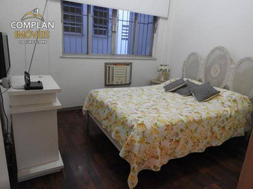 Apartamento à venda com 3 quartos, 135m² - Foto 5