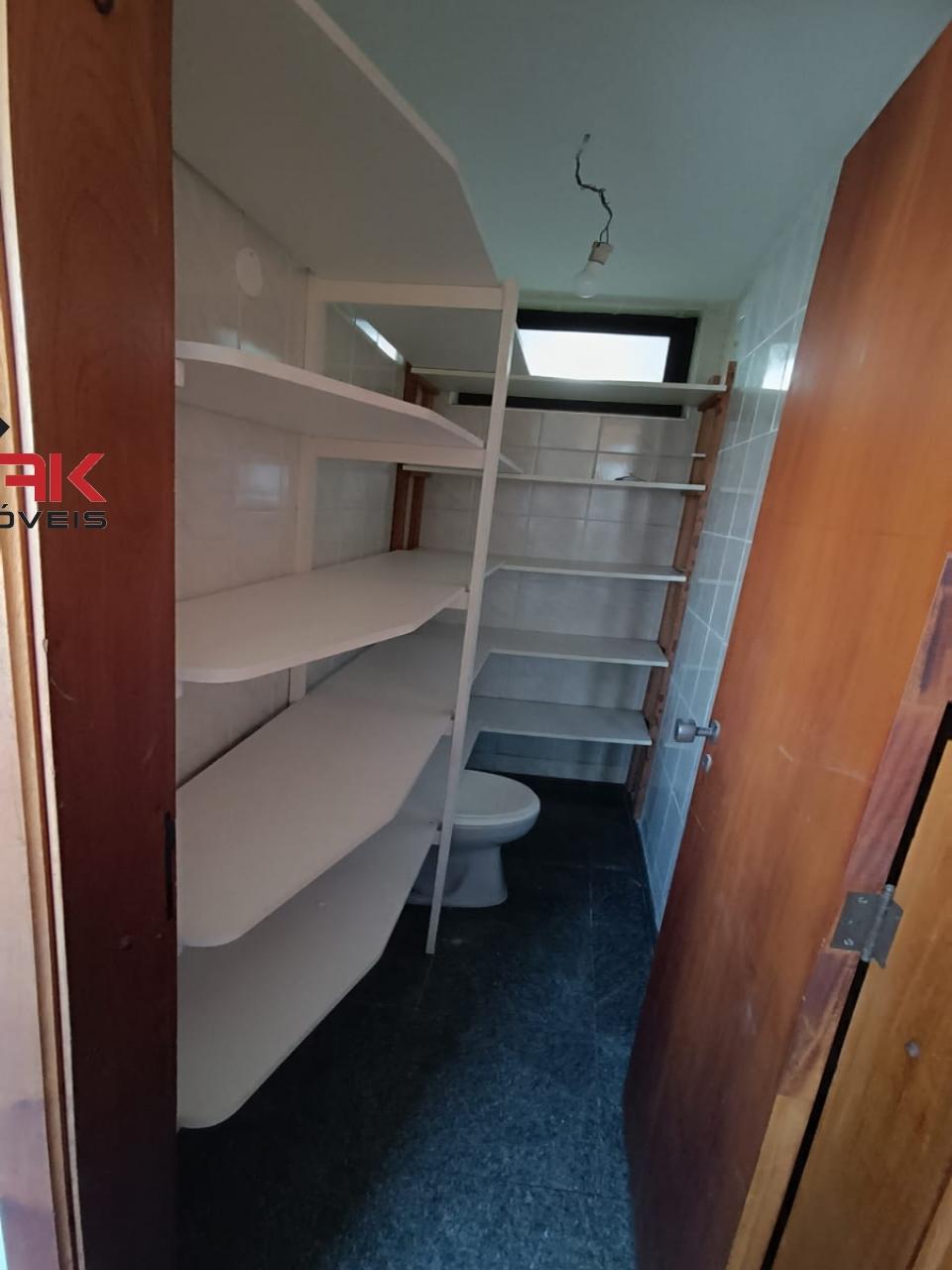 Apartamento para alugar com 4 quartos, 168m² - Foto 13