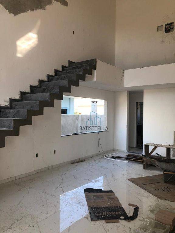 Casa à venda com 4 quartos, 235m² - Foto 18