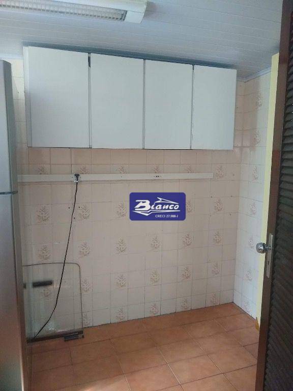 Casa à venda com 2 quartos, 164m² - Foto 7