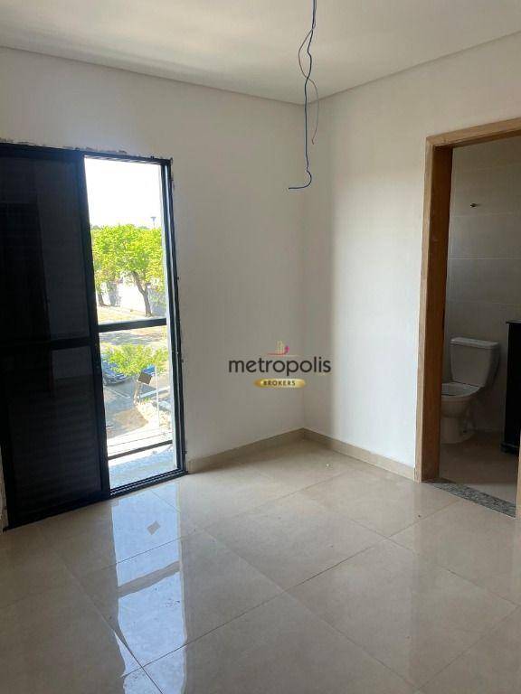 Sobrado à venda com 2 quartos, 200m² - Foto 10