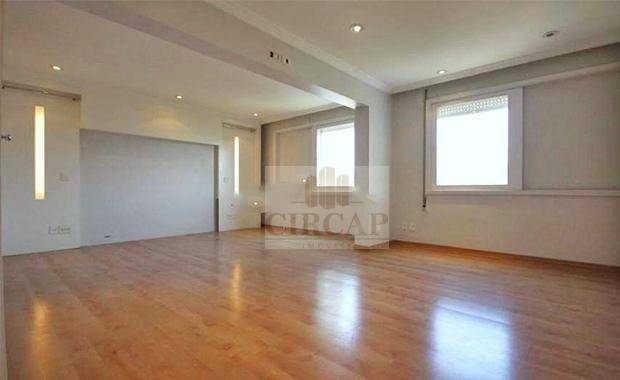 Apartamento à venda com 3 quartos, 186m² - Foto 4