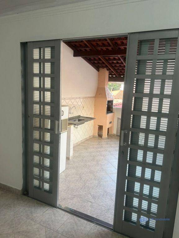 Casa à venda com 3 quartos, 98m² - Foto 35