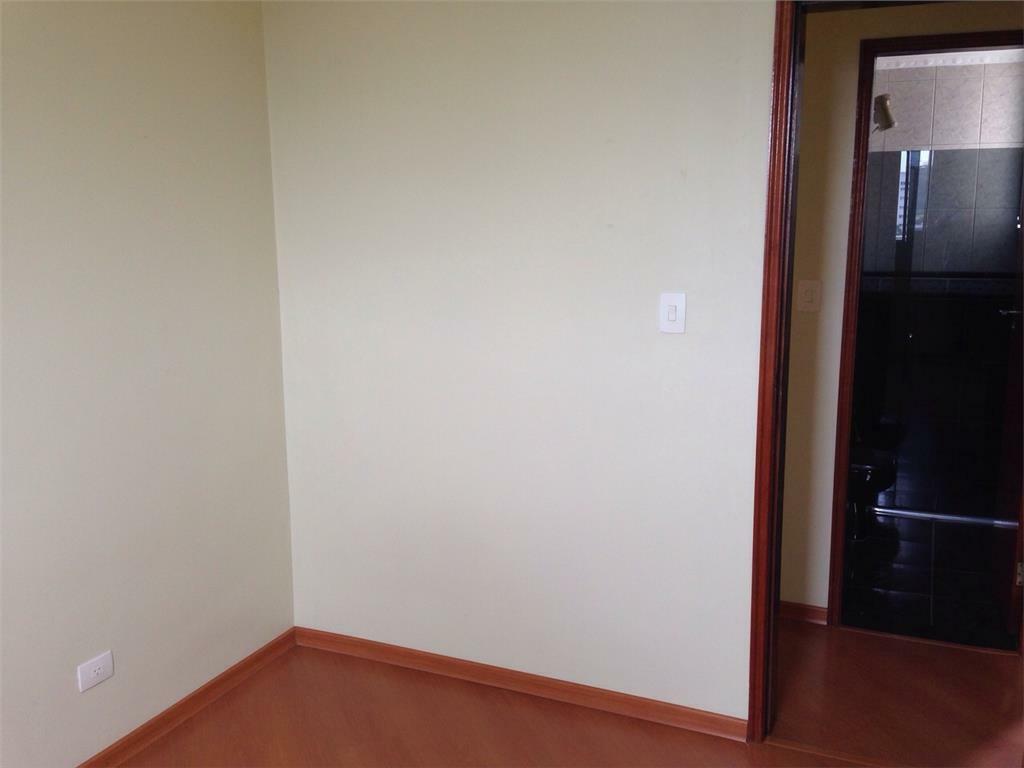 Apartamento para alugar com 3 quartos, 64m² - Foto 13