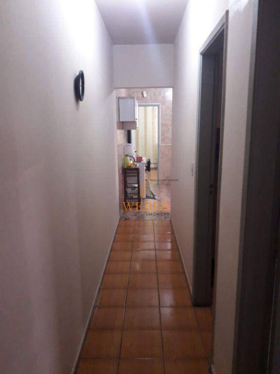 Casa à venda com 4 quartos, 125m² - Foto 2