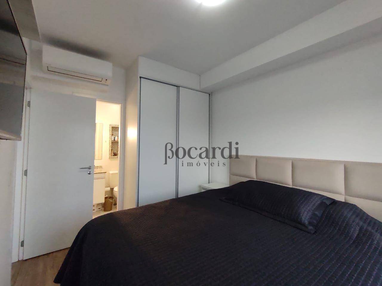 Apartamento à venda com 2 quartos, 62m² - Foto 9