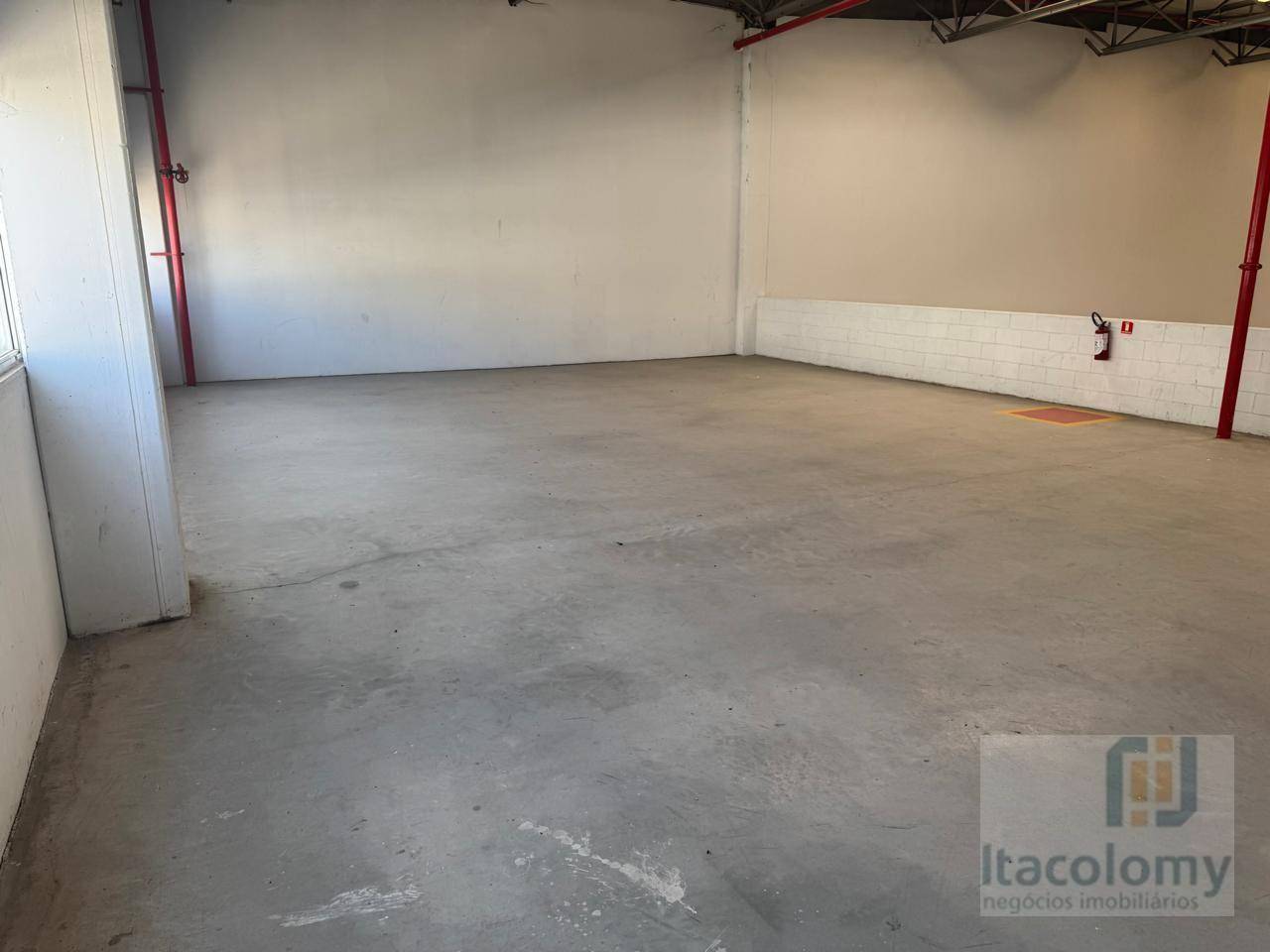 Depósito-Galpão-Armazém para alugar, 1100m² - Foto 25