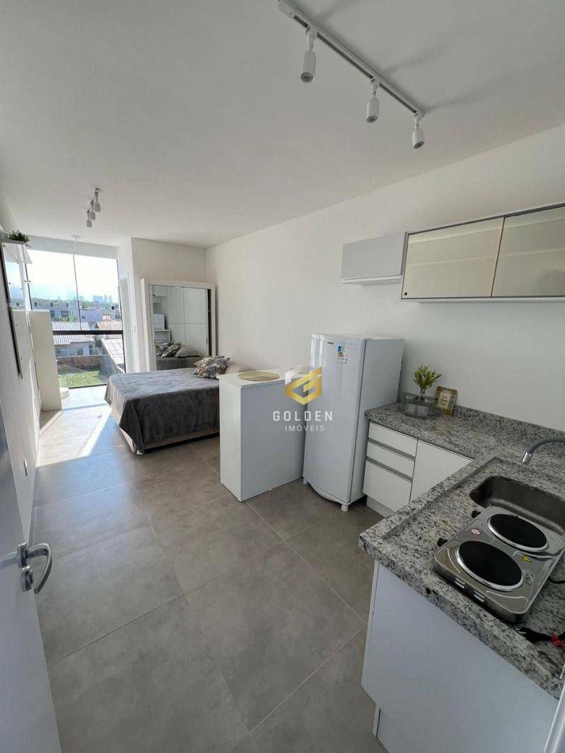 Apartamento à venda com 1 quarto, 21m² - Foto 2