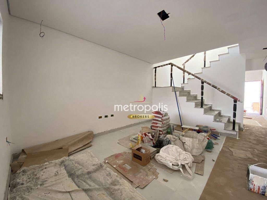 Sobrado à venda com 3 quartos, 127m² - Foto 2