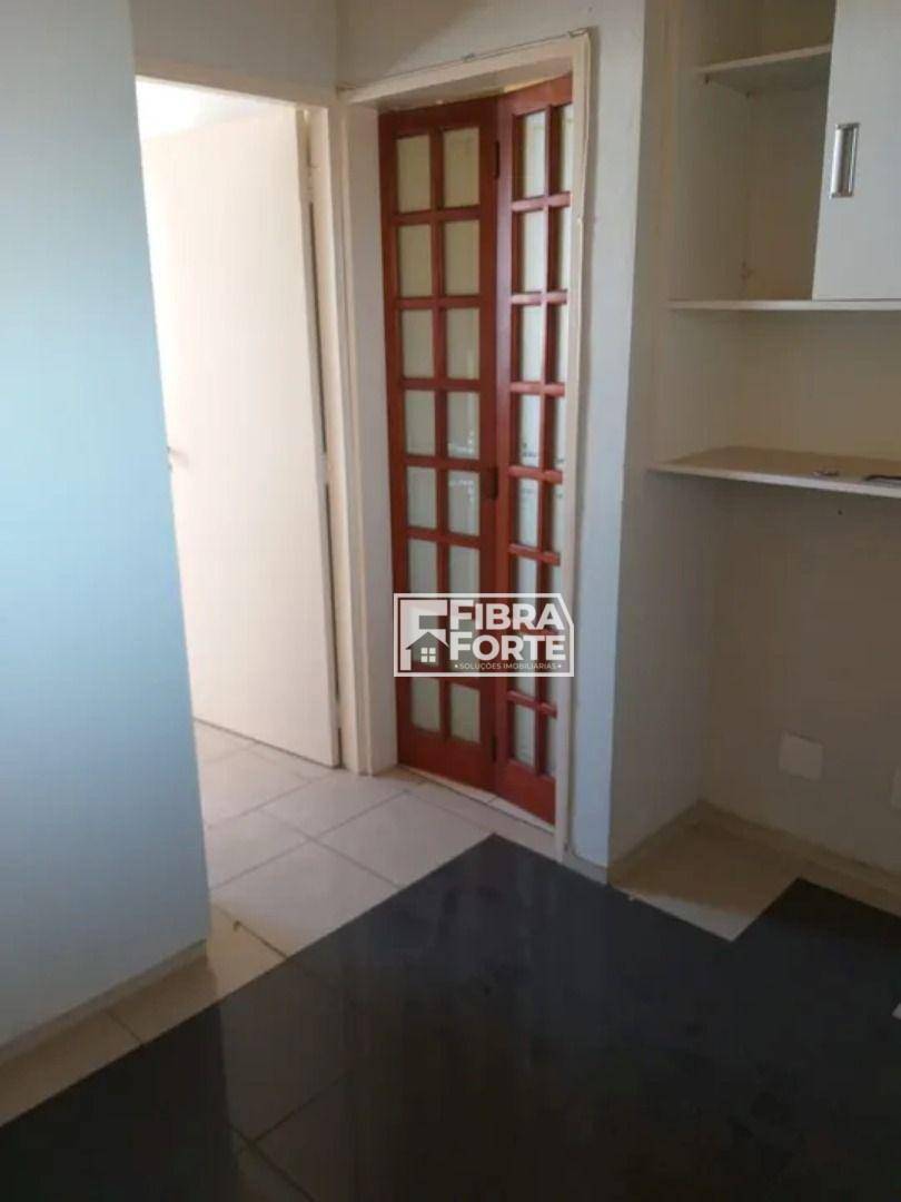 Apartamento à venda com 1 quarto, 42m² - Foto 4