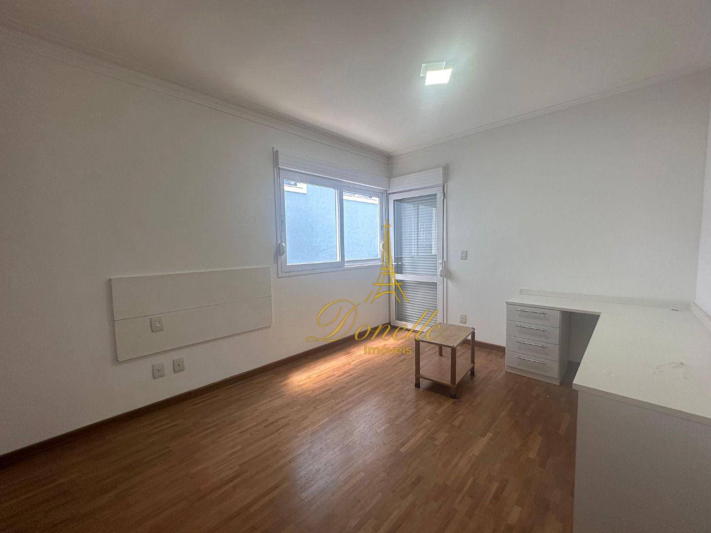 Sobrado para alugar com 4 quartos, 250m² - Foto 18