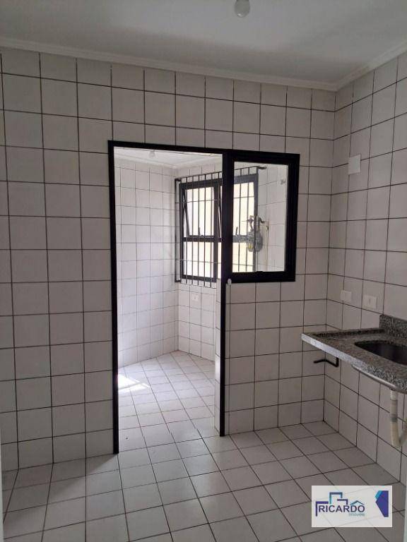 Apartamento à venda com 2 quartos, 60m² - Foto 9