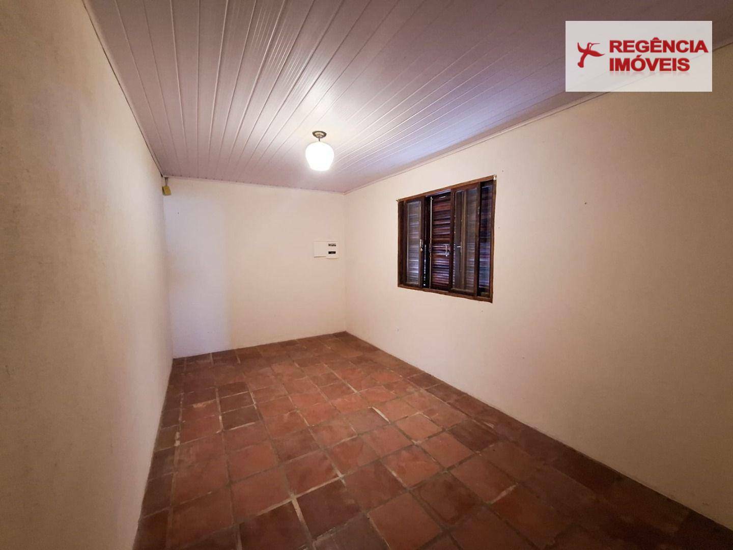 Casa à venda com 3 quartos, 90m² - Foto 6