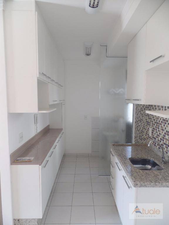 Apartamento à venda com 3 quartos, 70m² - Foto 4