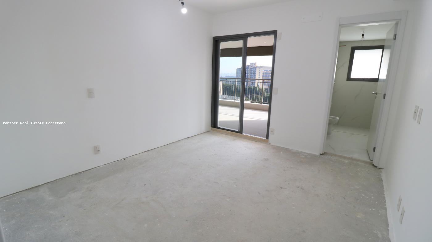 Apartamento à venda com 4 quartos, 244m² - Foto 14