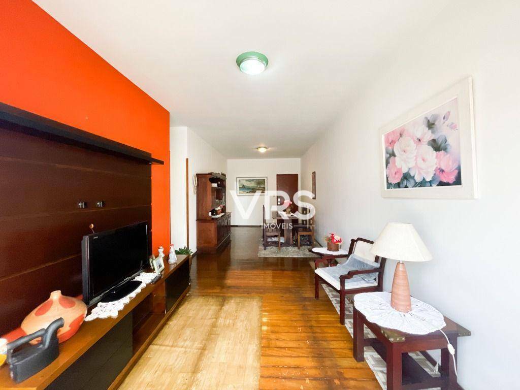 Apartamento à venda com 2 quartos, 66m² - Foto 1