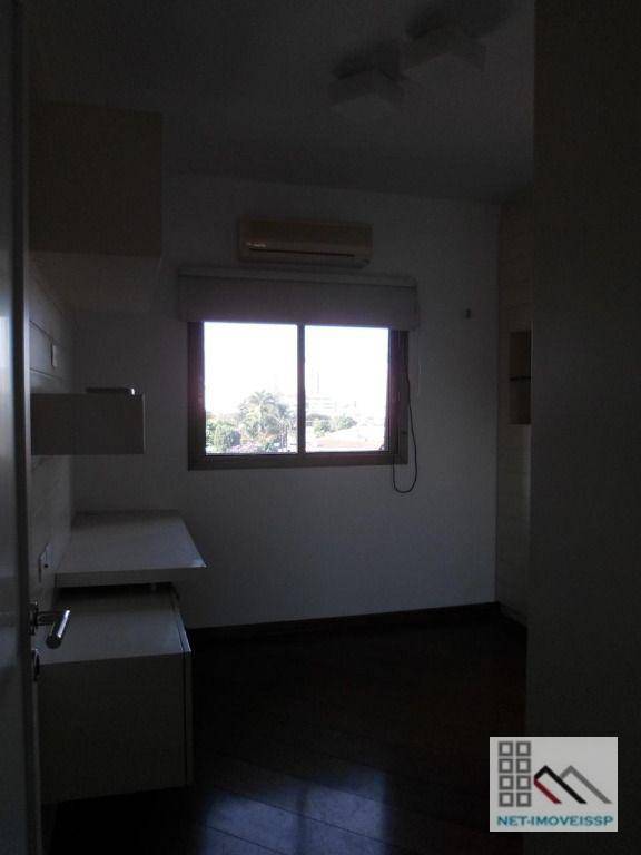 Apartamento à venda com 4 quartos, 224m² - Foto 15